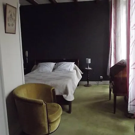 فندق Logis Le Moulin De Cierzac 2*